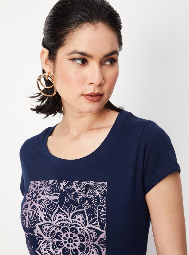 Women Round Neck Graphic T-shirt
