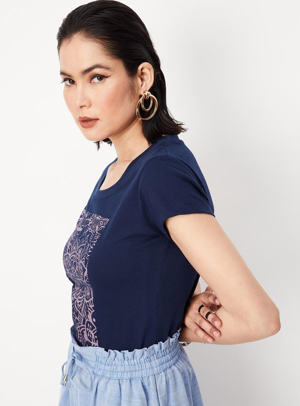 Women Round Neck Graphic T-shirt