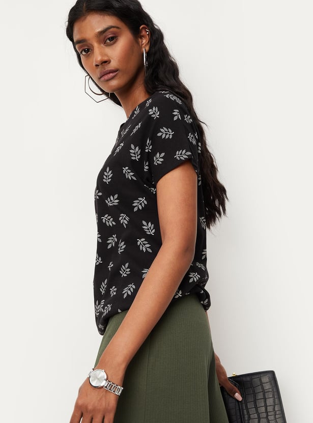 Women Printed Round Neck T-shirt