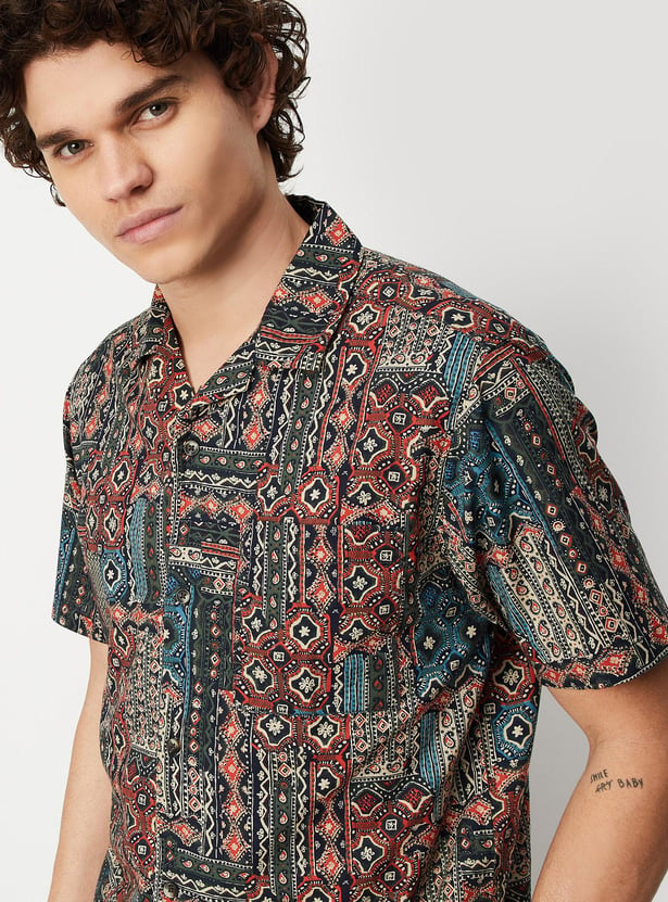 Men Printed Slim Fit Resort Shirt