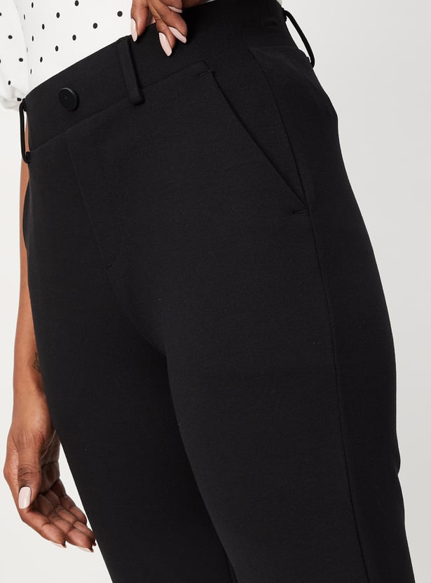 Women Solid Knit Crop Trousers