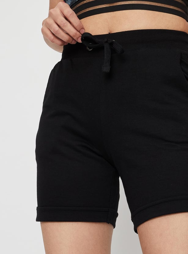 Women Solid Drawstring Waist Active Shorts