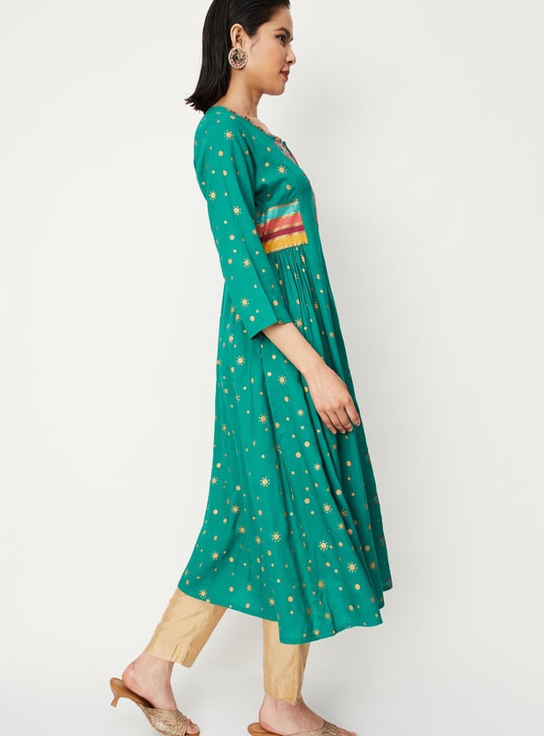 Women Embroidered Gathered Kurta