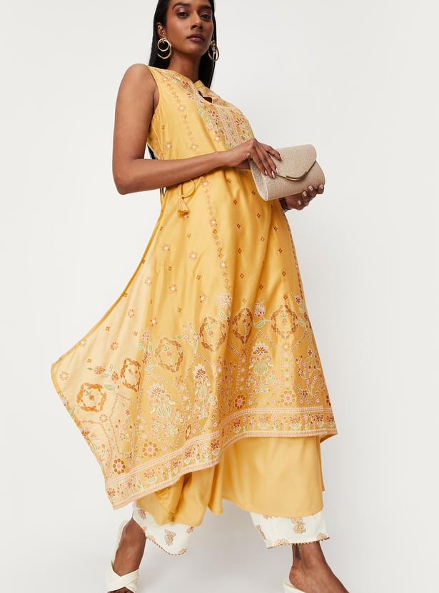 Women Printed Asymmetric Layered Kurta