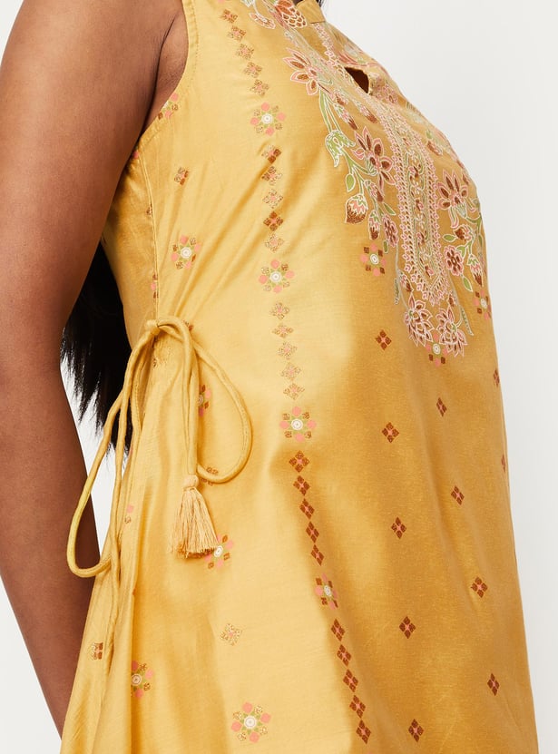 Women Printed Asymmetric Layered Kurta