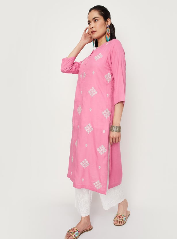 Women Embroidered Kurta with Pocket