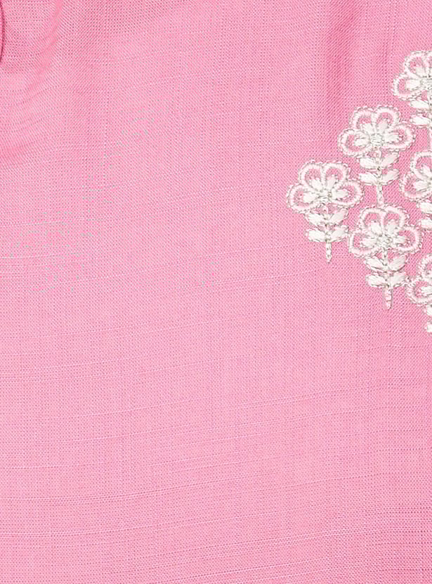 Women Embroidered Kurta with Pocket