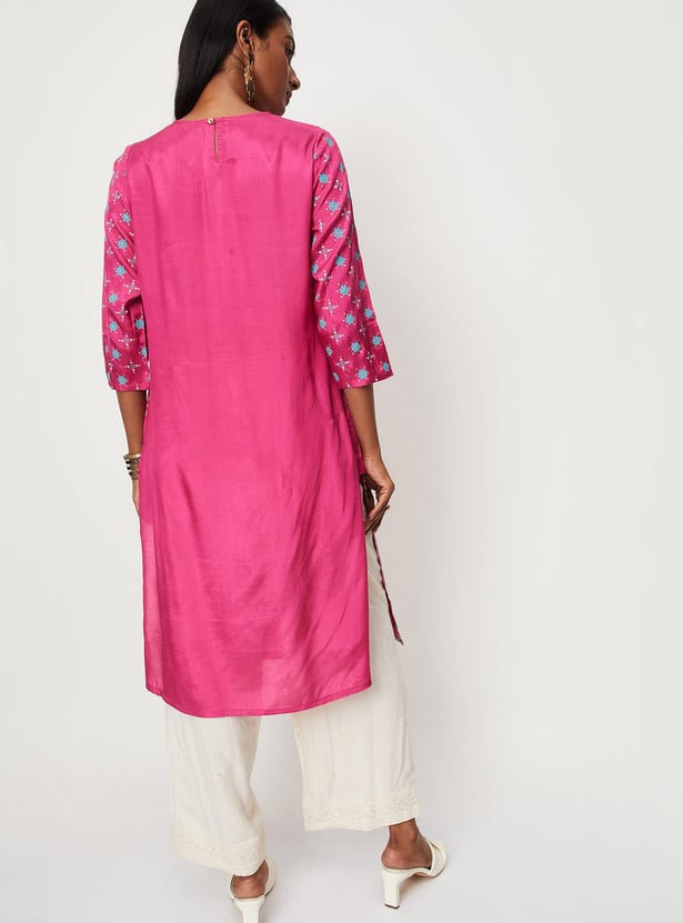 Women Placement Printed Round Neck Straight Kurta