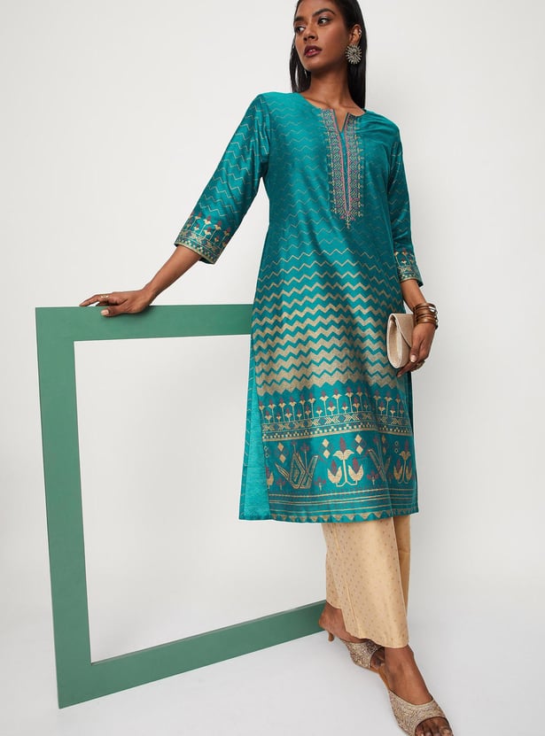 Women Embroidered Kurta with Pocket