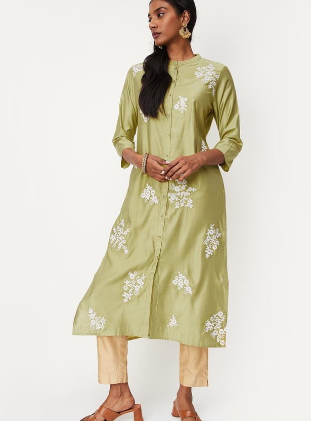 Women Embroidered Straight Kurta with Pockets
