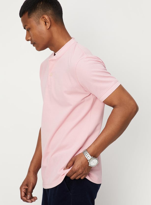 Men Textured Band Collar T-shirt