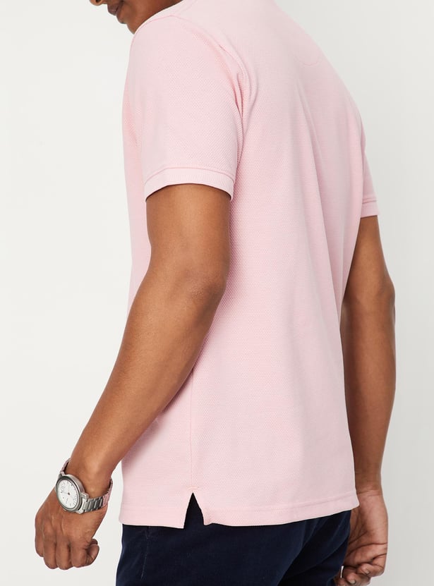 Men Textured Band Collar T-shirt