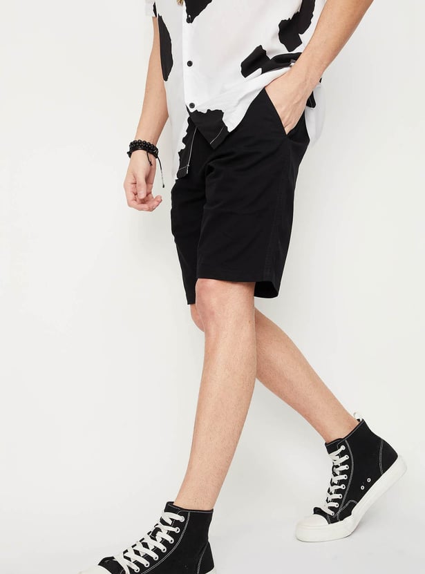 Men Solid Slim Fit Stretch Shorts