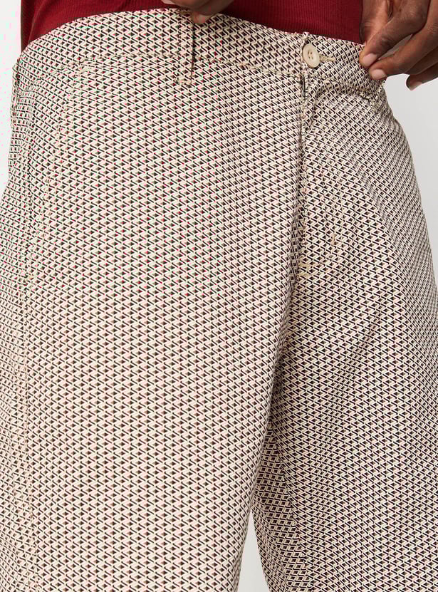 Men Geometric Print Slim Fit Shorts