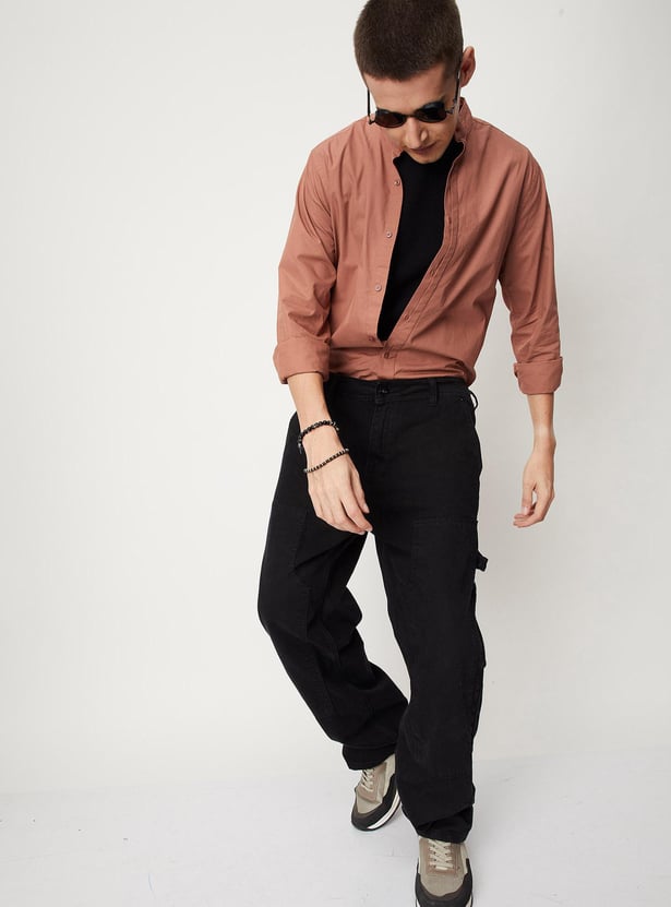 Men Solid Slim Fit Casual Shirt