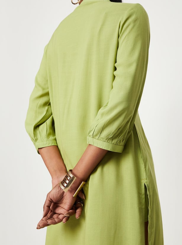 Women Embroidered Tie-Up Neck Straight Kurta