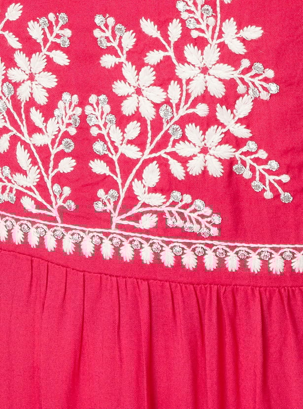 Women Embroidered Round Neck A-Line Kurta