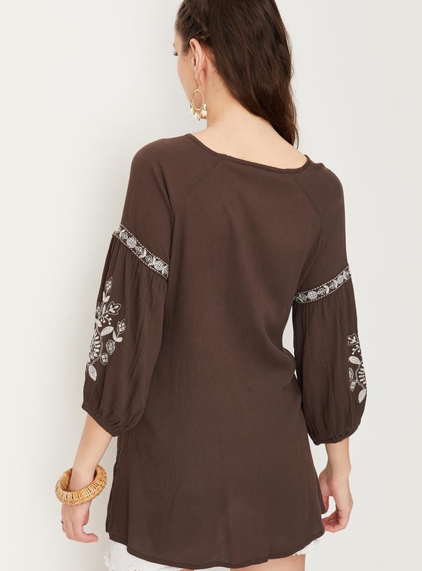 Women Embroidered Raglan Sleeves Tunic