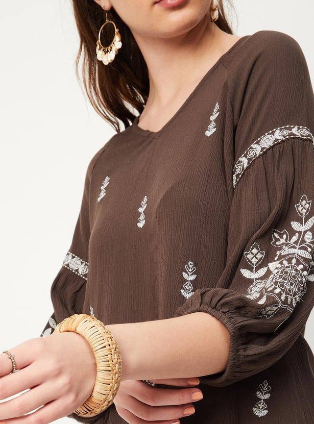 Women Embroidered Raglan Sleeves Tunic