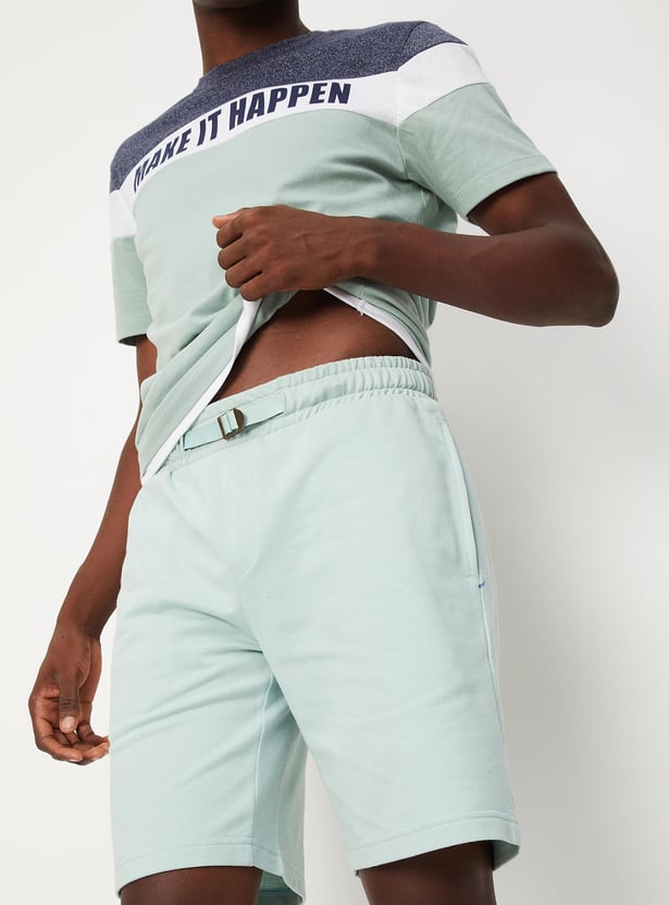 Men Solid Athleisure Knit Shorts