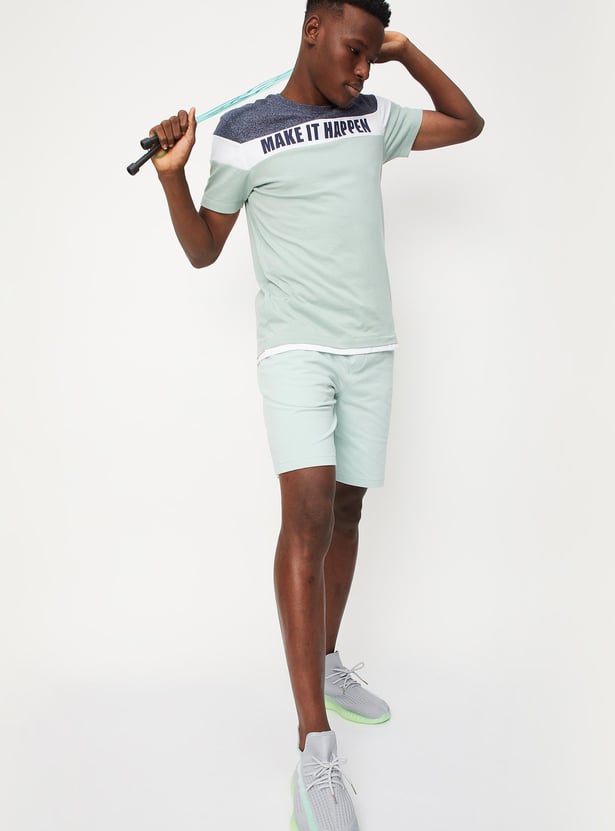 Men Solid Athleisure Knit Shorts