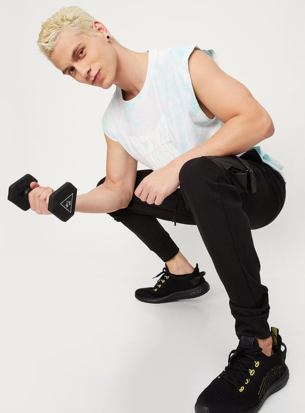 Men Solid Athleisure Cargo Joggers