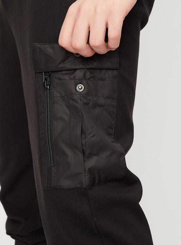 Men Solid Athleisure Cargo Joggers