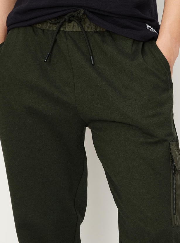 Men Solid Athleisure Cargo Joggers