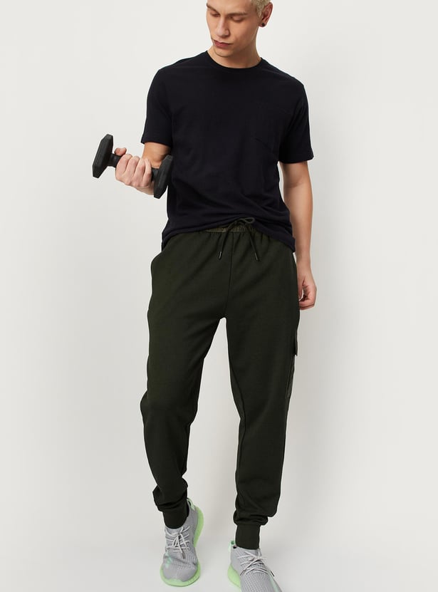 Men Solid Athleisure Cargo Joggers