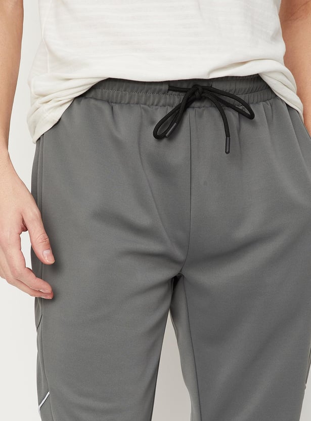 Men Solid Elasticated Slim Fit Active Joggers