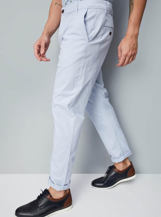 Men Solid Slim Fit Stretch Chinos