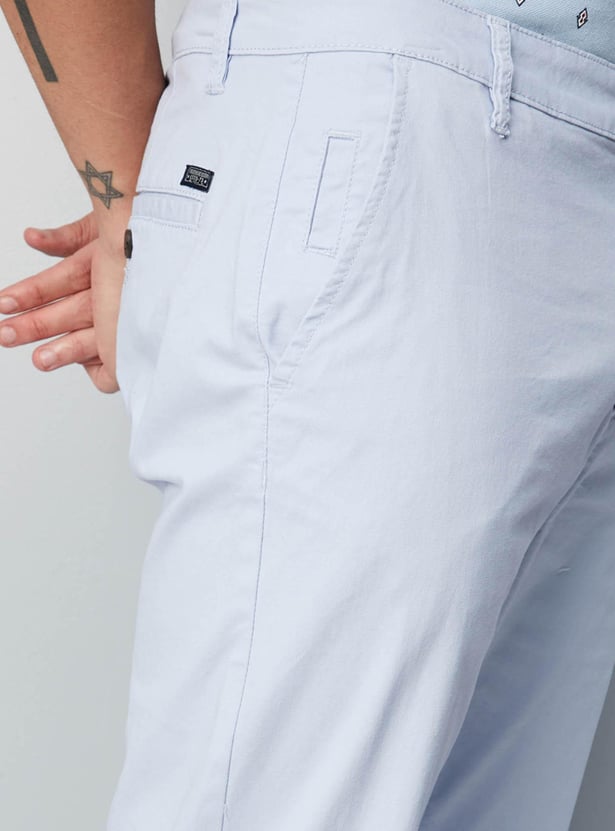 Men Solid Slim Fit Stretch Chinos