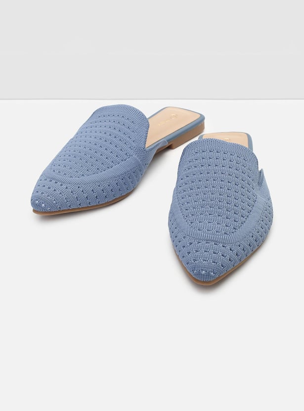 Women Textured Flyknit Mules