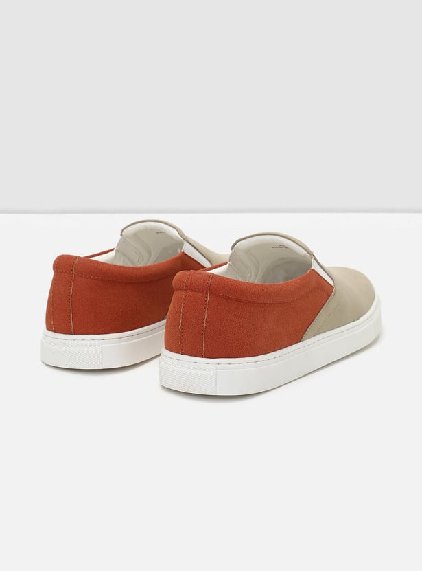 Men Colourblock Slip-On Casual Shoes