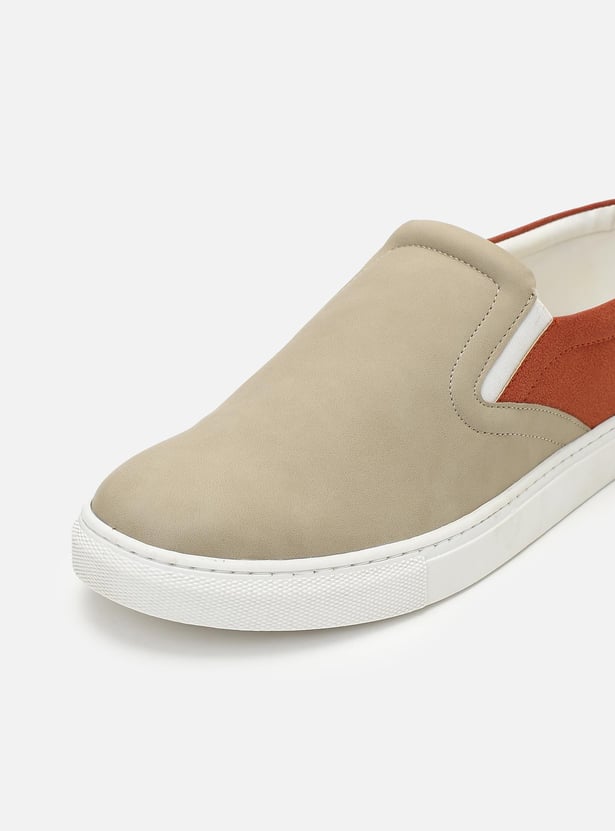 Men Colourblock Slip-On Casual Shoes