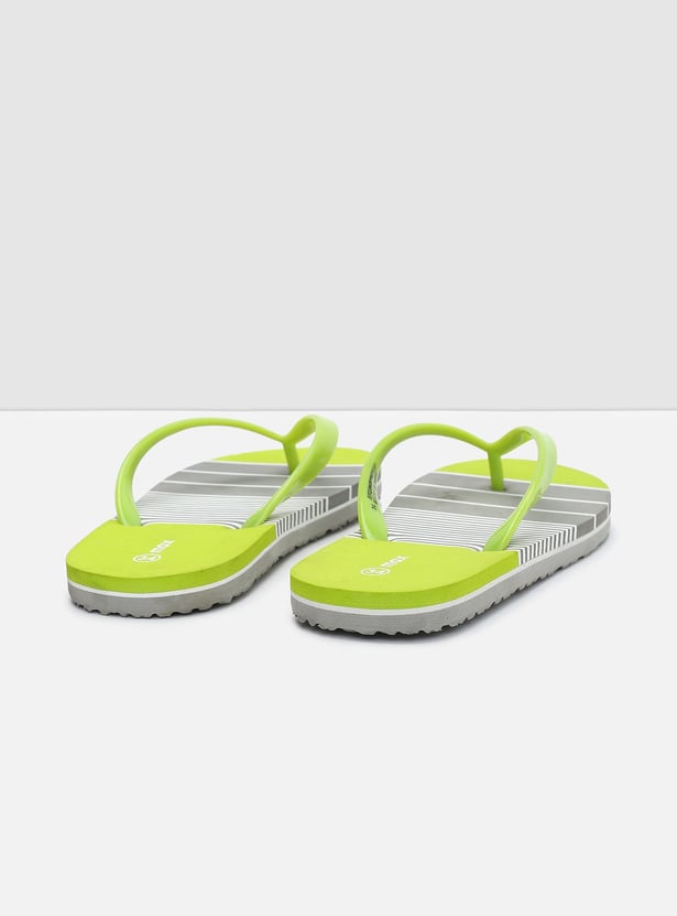 Boys Colourblock V-Strap Slippers