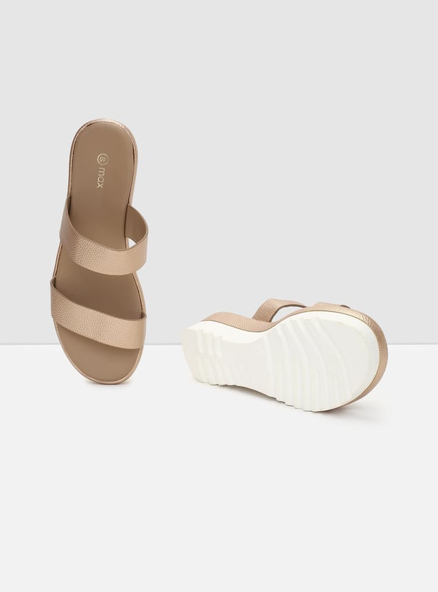 Women Textured Wedge Sandals