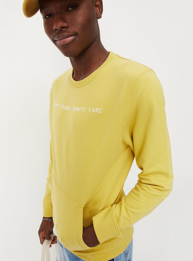 Men Typographic Printed Sweatshirt