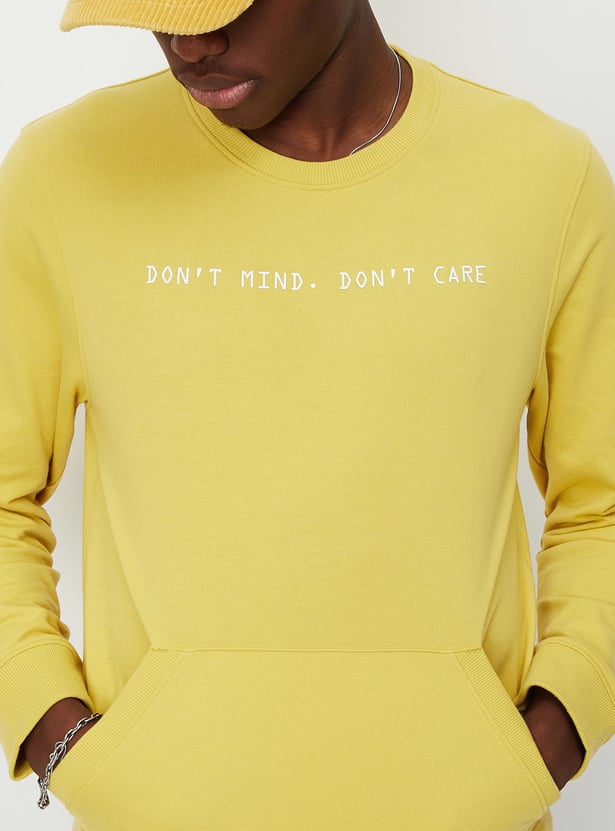 Men Typographic Printed Sweatshirt