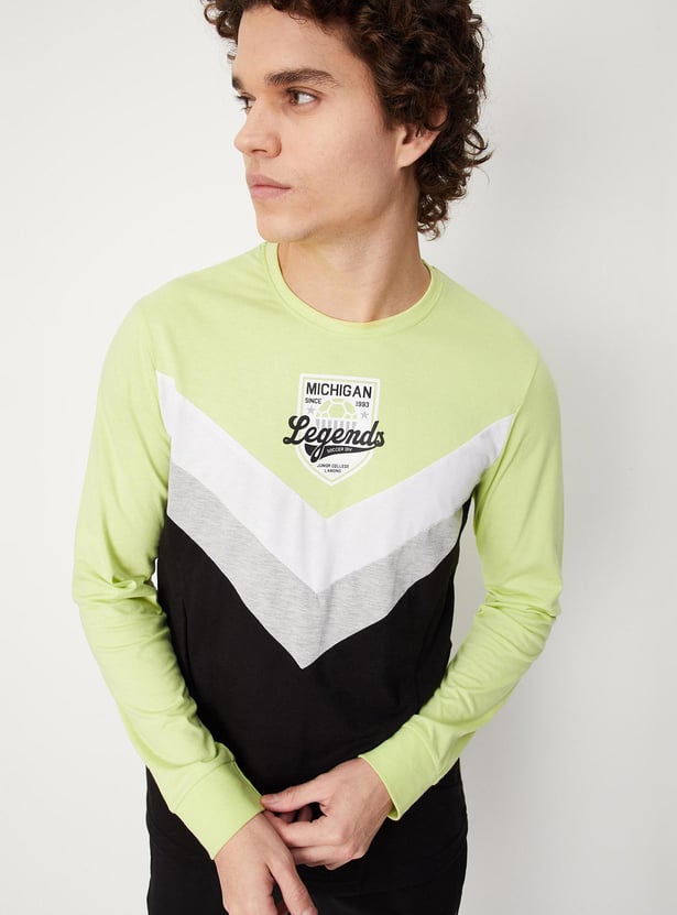 Men Colourblock Slim Fit Athleisure T-shirt