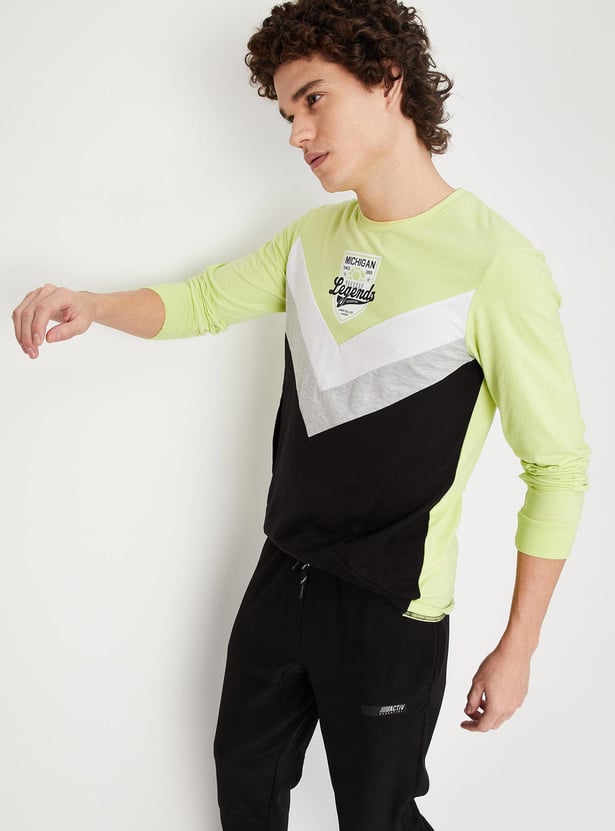 Men Colourblock Slim Fit Athleisure T-shirt