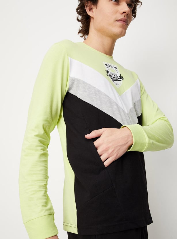Men Colourblock Slim Fit Athleisure T-shirt