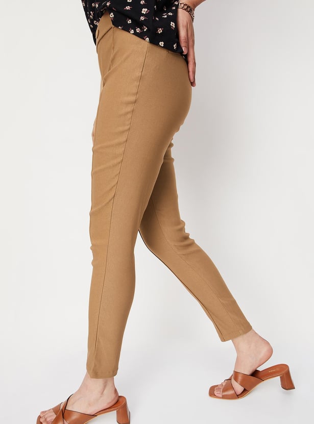 Women Solid Woven Slim Fit Trousers