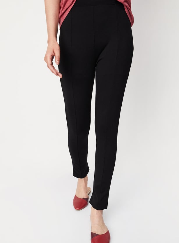 Women Solid Ponte D-Ring Trousers