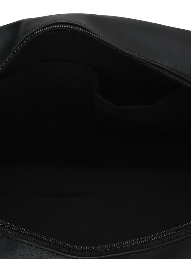 Women Printed Duffle Bag with Contrast Piping