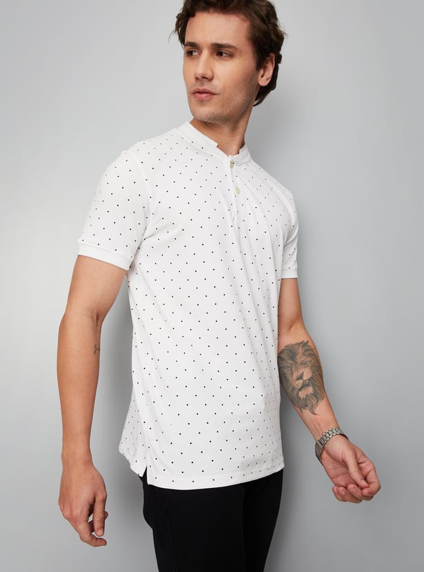 Men Printed Slim Fit Band Collar Polo T-shirt