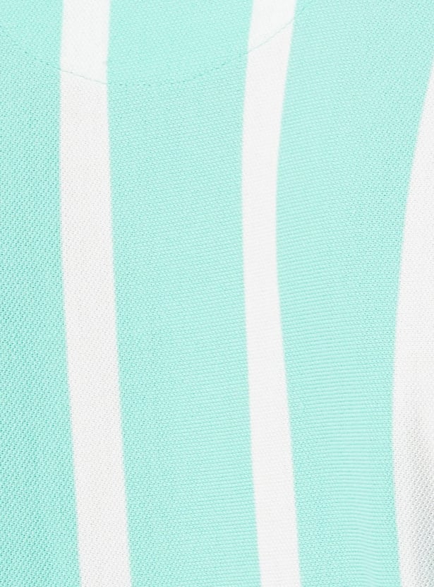 Men Vertical Striped Slim Fit Polo T-shirt