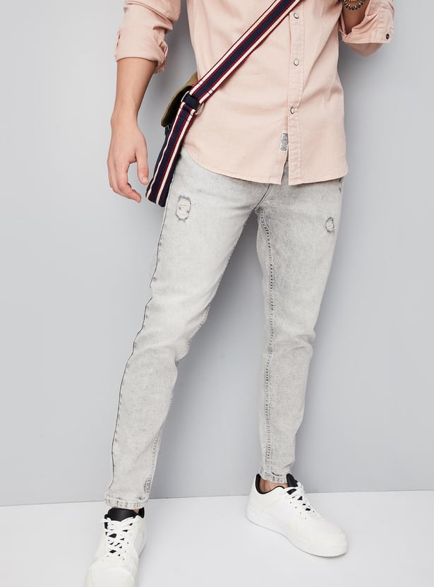 Men Distressed Carrot Fit Jeans