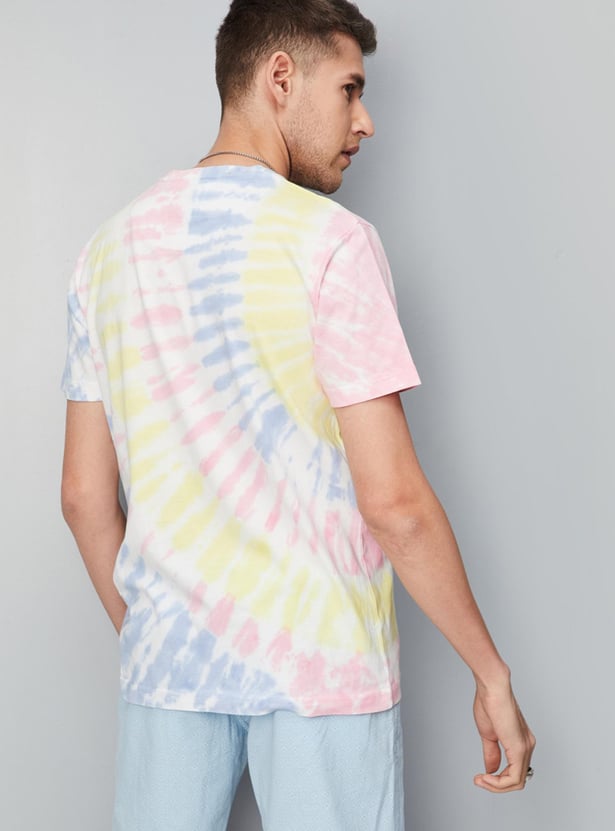 Men Tie and Dye Printed Slim Fit T-shirt