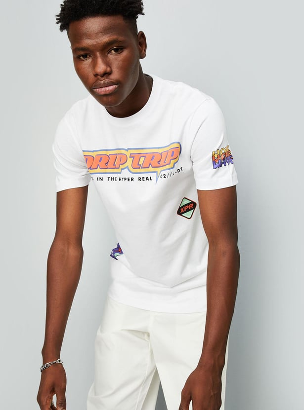Men Typographic Printed Slim Fit T-shirt